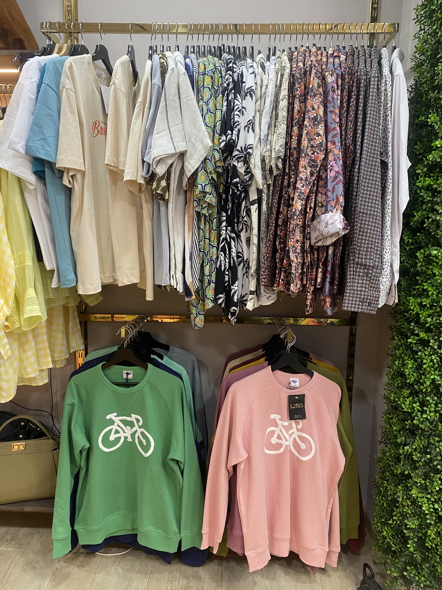 Foto tienda ropa hombre