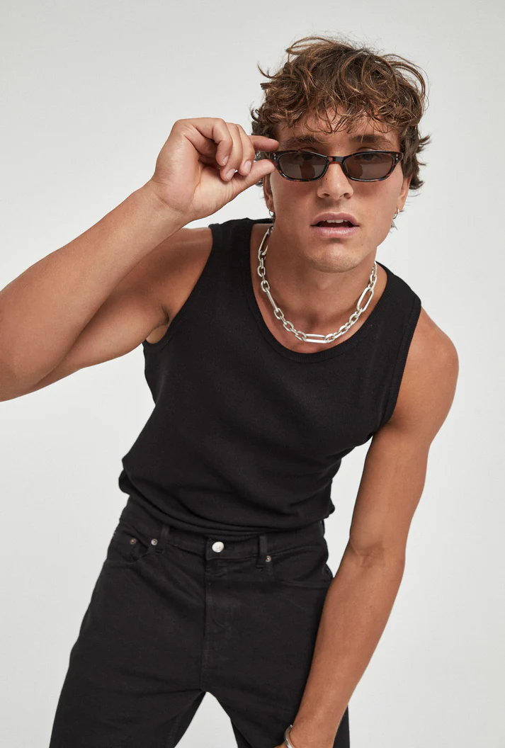 camiseta tirantes imperio negro
