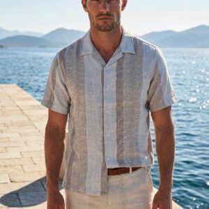 Camisa de algodón de manga corta con franjas verticales y cuello estilo bolera de Imperio Corinto en Lybastore.