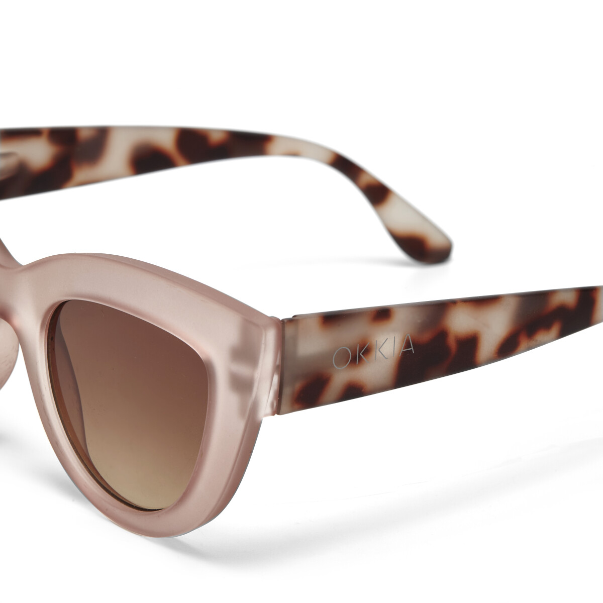 Gafas de sol OKKIA Claudia Rosa y Havana